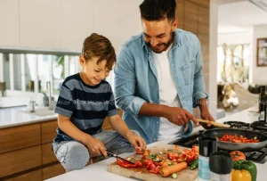 بازی و آشپزی برای کودکان