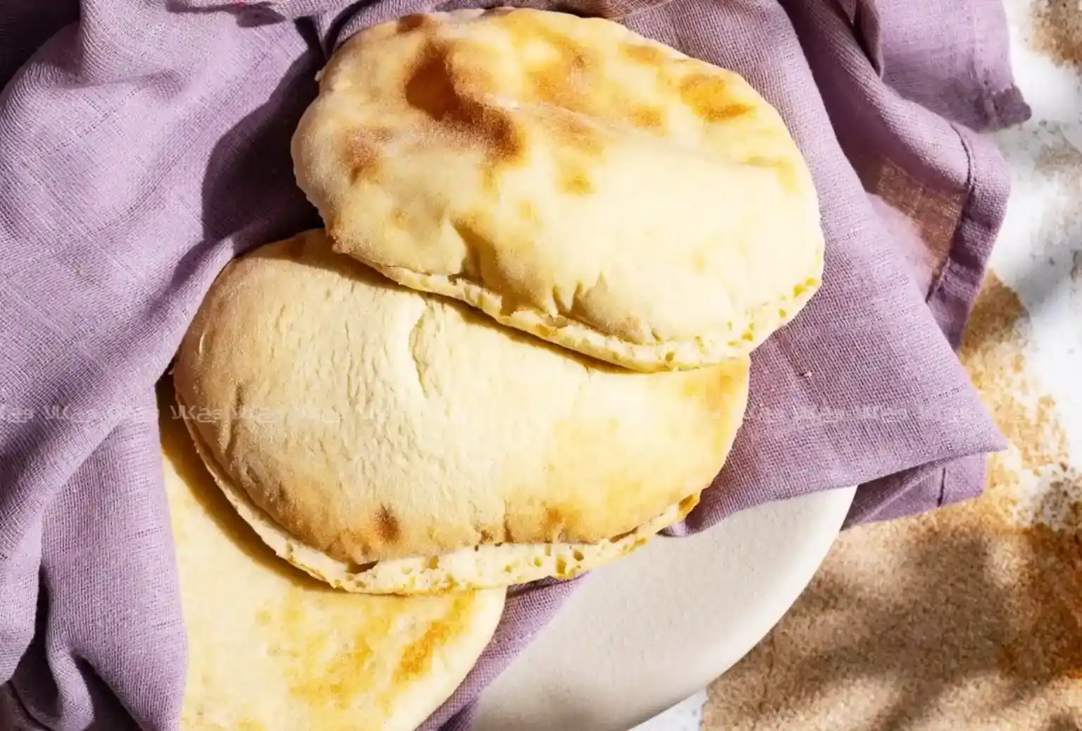 طرز تهیه نان پیتا