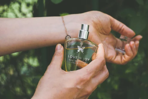 عطر و اسپری چه تفاوتی دارند؟
