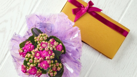 چرا خرید آنلاین هدیه نوروزی انتخاب بهتری است؟