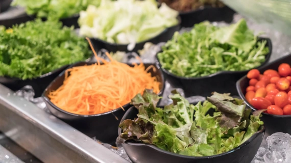 بهترین سالاد بار در تهران