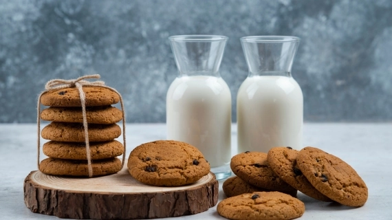 خرید انواع کوکی تازه و خوشمزه برای میانوعده