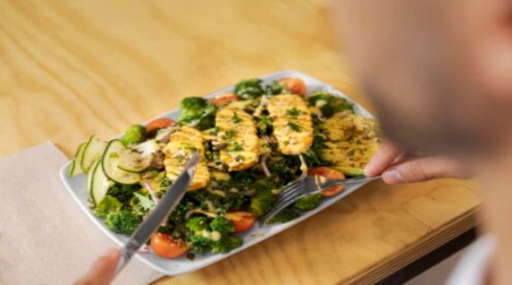 غذای آماده سنتی گیاهی